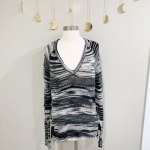 Feel The Piece. Terre Jacobs. Gray & Black Sweater